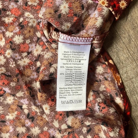 Madewell - RHYME FLORAL TOP IN SPRING FLORAL - RUSTED - Size Small - EUC!! - Picture 5 of 6